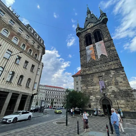 Grand Viceroy - Gothic Tower View * Prága