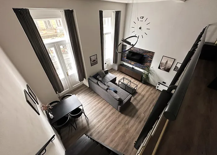 Apartman Grand Viceroy - Gothic Tower View